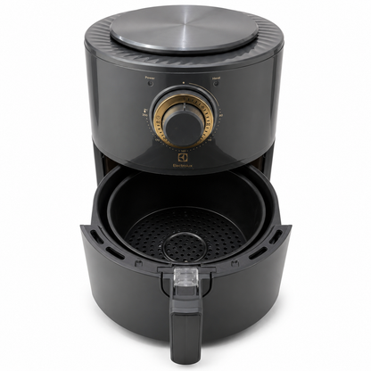 Electrolux UltimateTaste 300 3L Air Fryer E6AF1-220K – 1350W