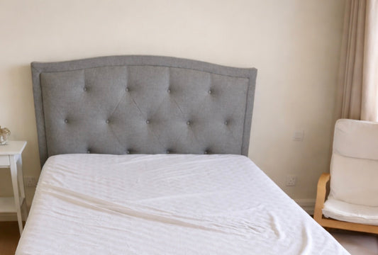 Modern Queen Hydraulic Storage Bed – Light Gray Upholstered, Button-Tufted Headboard + Mattress