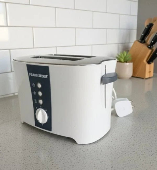 Black+Decker 2 - Slice Cool Touch Toaster - althahanifurniture