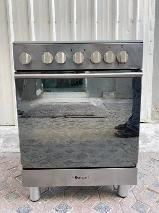 Bompani 60x60cm Electric Cooker | Fan Oven | Compact & Efficient Design - althahanifurniture