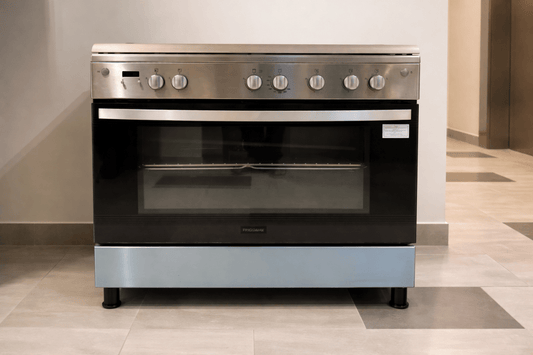 Frigidaire 90cm Freestanding Gas Cooker | Gas Hob & Fan Oven - althahanifurniture