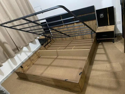 Home Box Modern King Bedroom Set | Black Wood Grain & Gold Accents - althahanifurniture