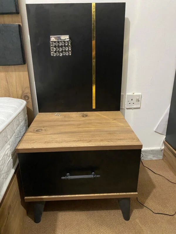 Home Box Modern King Bedroom Set | Black Wood Grain & Gold Accents - althahanifurniture