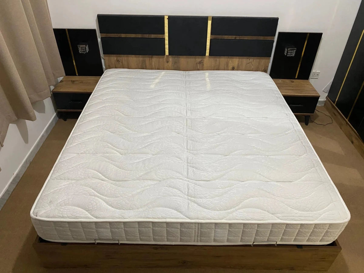 Home Box Modern King Bedroom Set | Black Wood Grain & Gold Accents - althahanifurniture