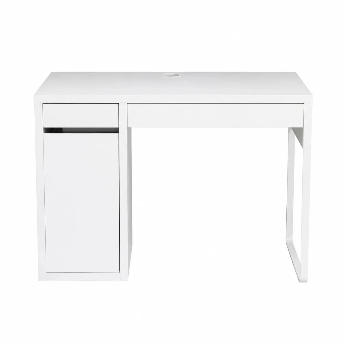 IKEA MICKE Desk | White, 105x50x75 cm - used 5 months - Al Thahani Furniture