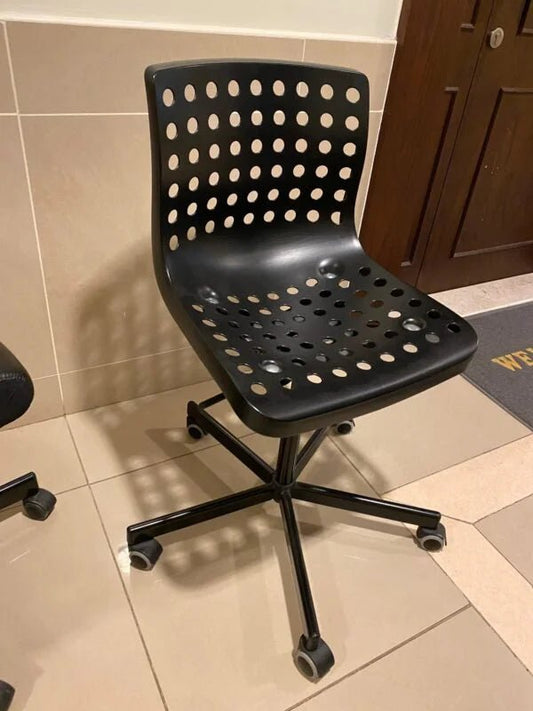 IKEA SKÅLBERG/SPORREN Swivel Chair | Black Plastic Seat | Metal Frame | 360° Swivel - althahanifurniture
