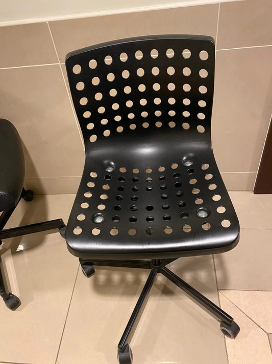 IKEA SKÅLBERG/SPORREN Swivel Chair | Black Plastic Seat | Metal Frame | 360° Swivel - althahanifurniture