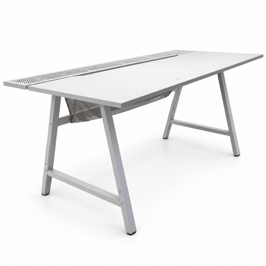 IKEA UTESPELARE Gaming Desk with Cable Management – Light Grey – 160 × 80 cm - Al Thahani Furniture