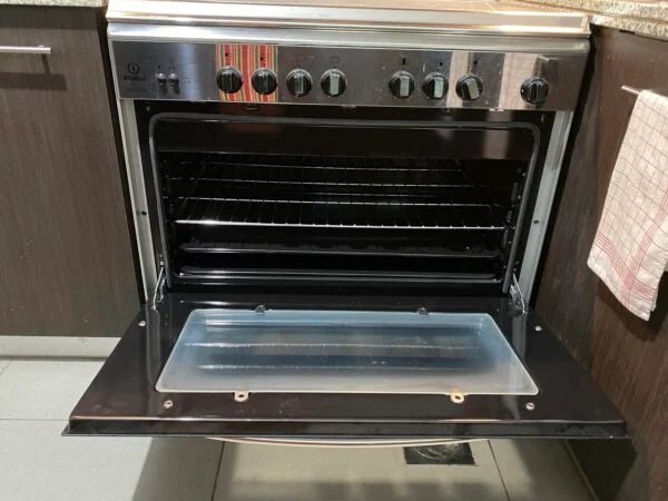 Indesit 90x60cm Freestanding Gas Cooker - althahanifurniture