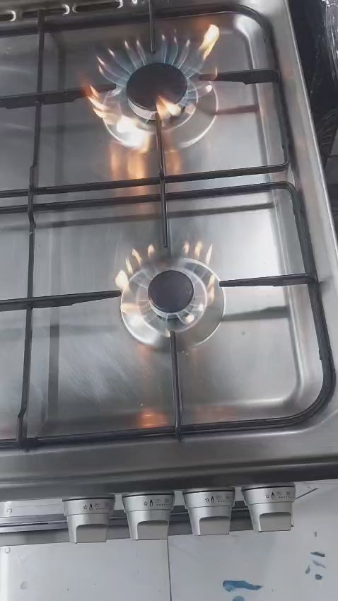 Whirlpool Freestanding Gas Cooker | 64L Oven - used 8 months